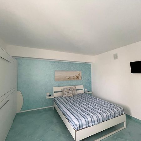 La Casa Di Fronte La Spiaggia Di San Vito Lo Capo Exteriör bild